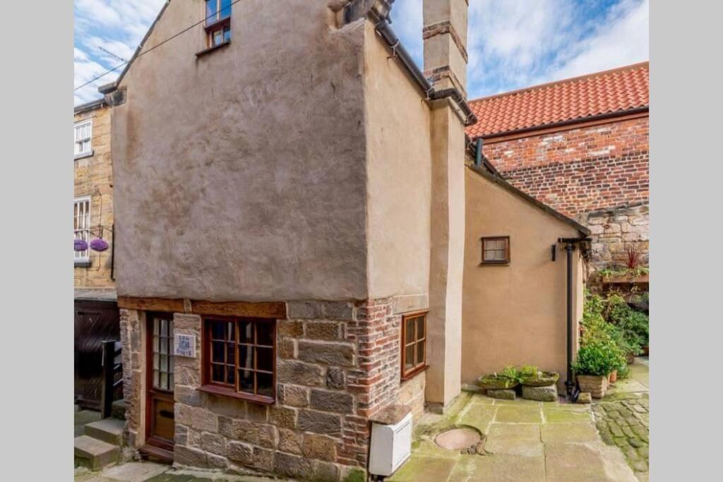 The Cow House - In The Heart Of Whitby Vila Exterior foto